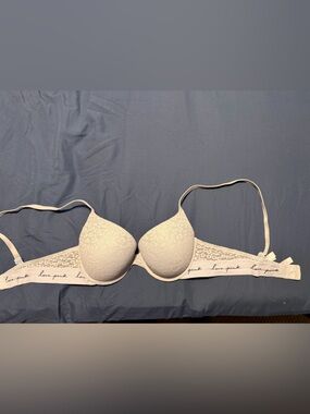 Victoria's Secret Light Beige Lace Push Up  Bra - Cream